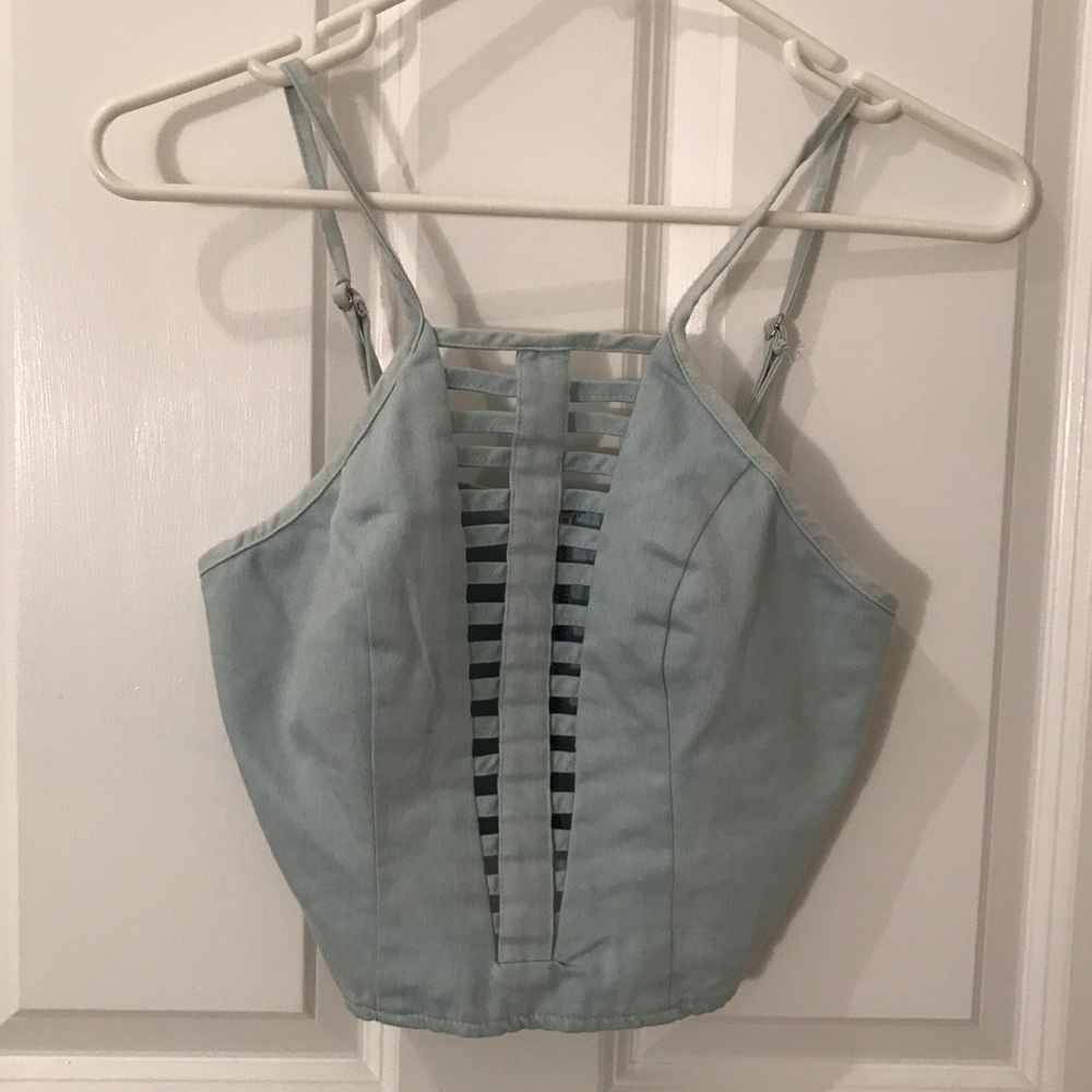 Cutout tank